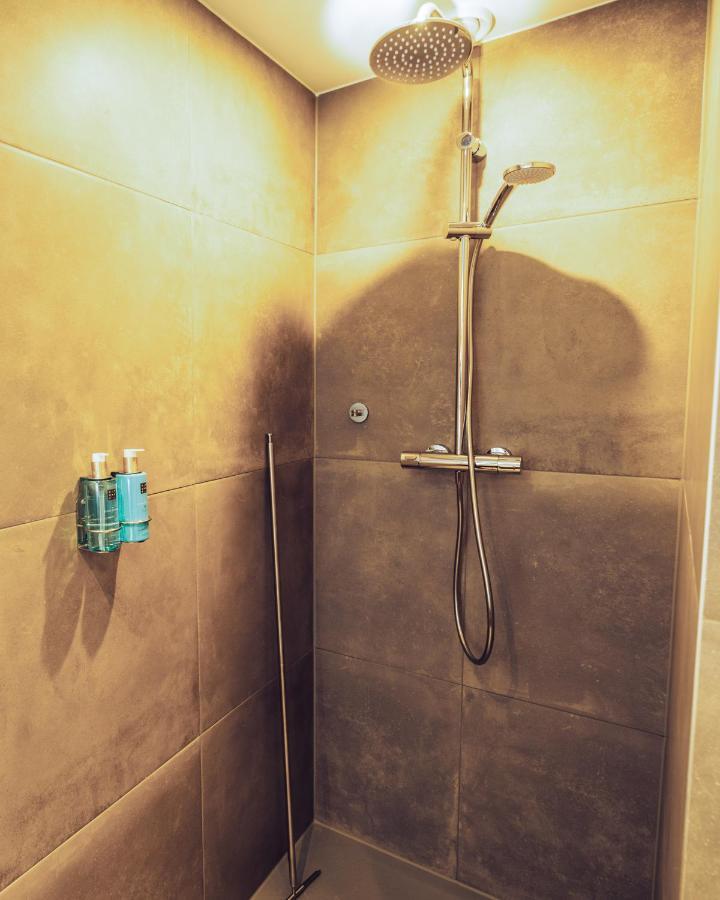 Oldschool Hotel ウィンタースウェイク エクステリア 写真